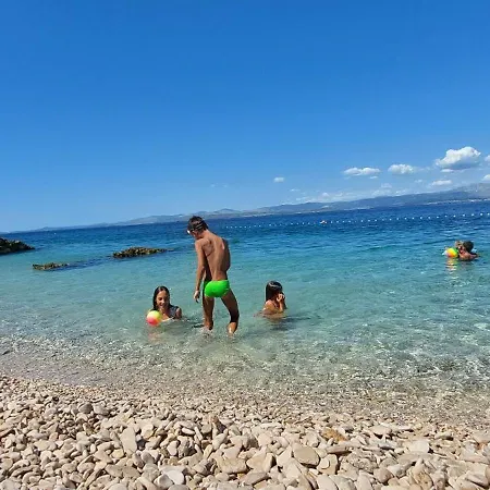 Keko, Sutivan, Brac, Seaside With Balcony And Sea View 苏提万